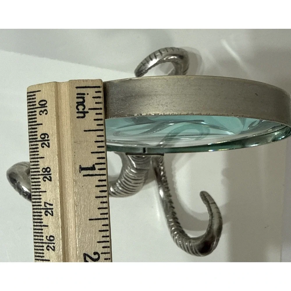 Octopus Tentacles Desk Magnifying Glass‎ Silver Pewter Textured Bookshelf Decor